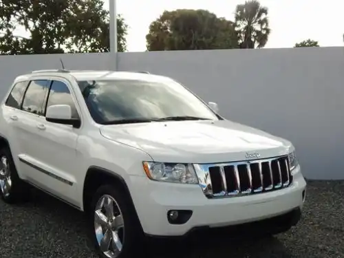 Jeep Cherokee Laredo 2011
