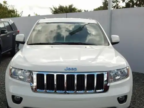 Jeep Cherokee Laredo 2011