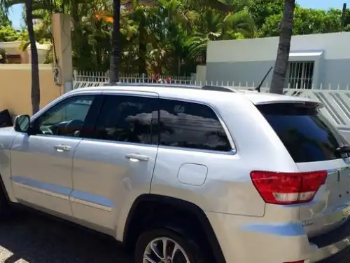 Jeep Cherokee Laredo 2011