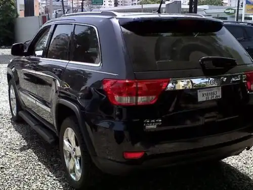 Jeep Cherokee Laredo 2011