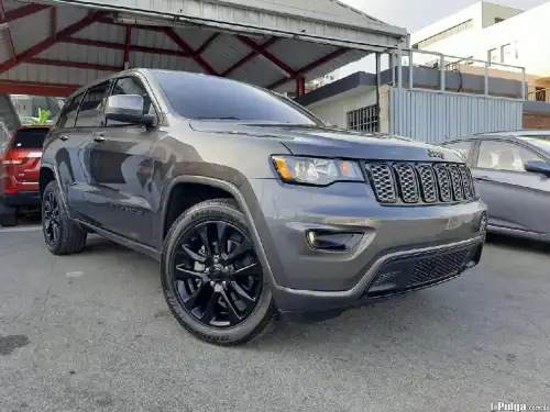 Jeep Grand Cherokee Altitude 2019 