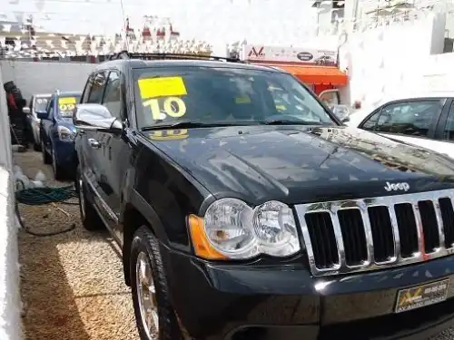 Jeep Grand Cherokee Laredo 2010