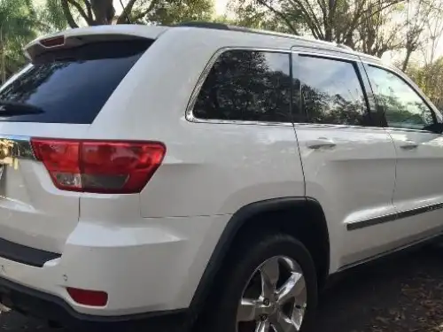 Jeep Grand Cherokee Laredo 2011