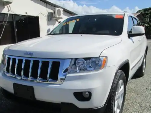 Jeep Grand Cherokee Laredo 2011