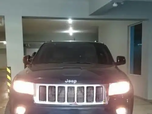 Jeep Grand Cherokee Laredo 2011