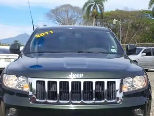 Jeep Grand Cherokee Laredo 2011