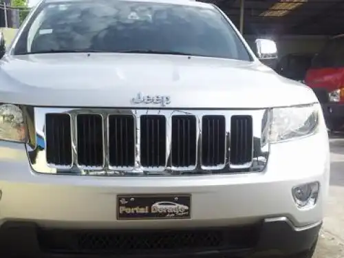 Jeep Grand Cherokee Laredo 2011