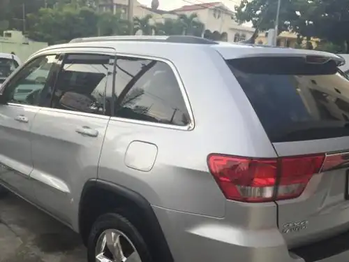 Jeep Grand Cherokee Laredo 2011