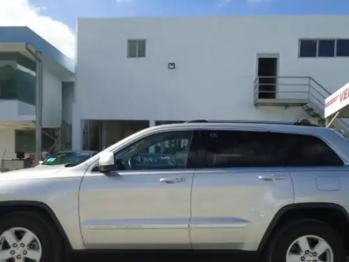 Jeep Grand Cherokee Laredo 2011