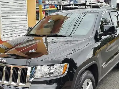 Jeep Grand Cherokee Laredo 2012