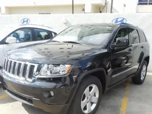 Jeep Grand Cherokee Laredo 2012