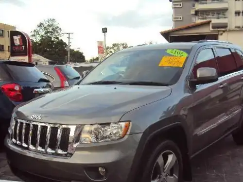 Jeep Grand Cherokee Laredo 2012