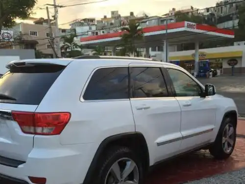 Jeep Grand Cherokee Laredo 2013