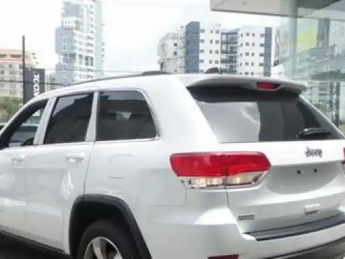 Jeep Grand Cherokee Laredo 2014