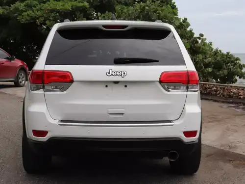 Jeep Grand Cherokee Laredo 