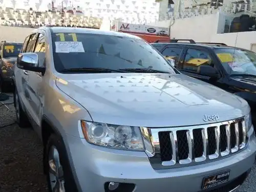 Jeep Grand Cherokee Overland 2011