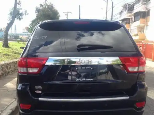Jeep Grand Cherokee Overland 2011