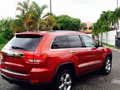 Jeep Grand Cherokee Overland 2011