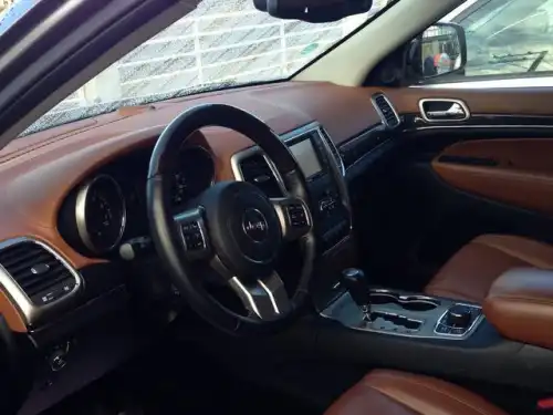 Jeep Grand Cherokee Overland 2011