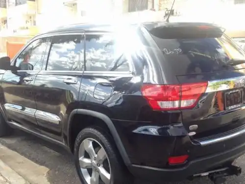 Jeep Grand Cherokee Overland 2011