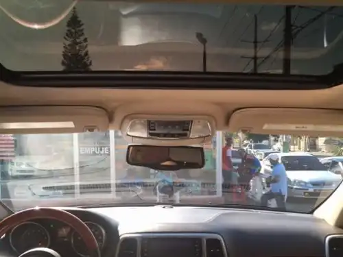 Jeep Grand Cherokee Overland 2011