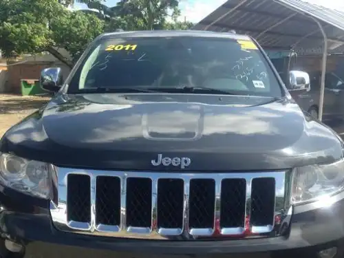 Jeep Grand Cherokee Overland 2011