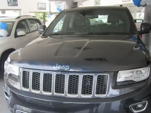 Jeep Grand Cherokee Overland 2014