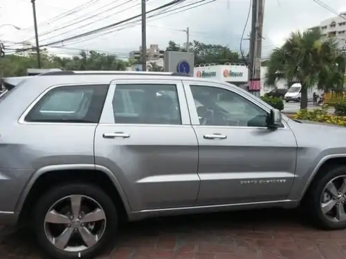 Jeep Grand Cherokee Overland 2014