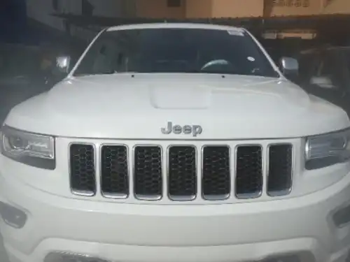 Jeep Grand Cherokee Overland 2014