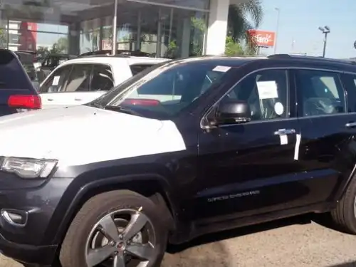 Jeep Grand Cherokee Overland 2014