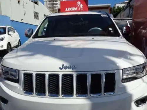 Jeep Grand Cherokee Overland 2014