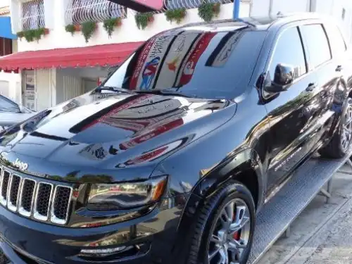 Jeep Grand Cherokee SRT 8 2014