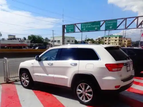 Jeep Grand Cherokee2011