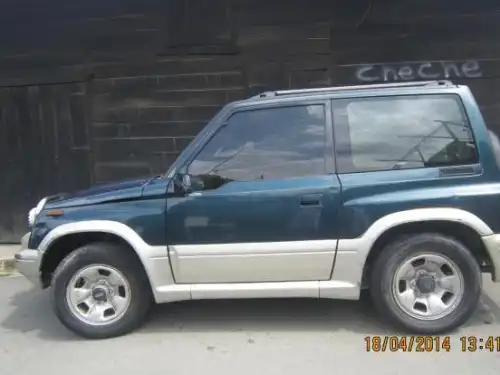 Jeep Suzuki 2000 