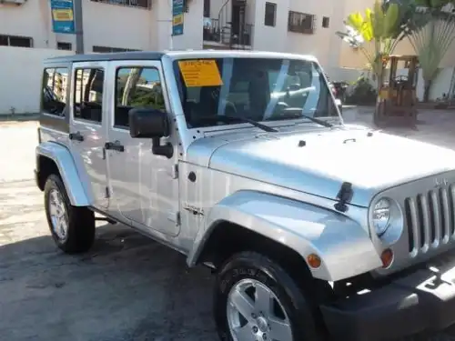 Jeep Wrangler Sahara Unlimite 2012