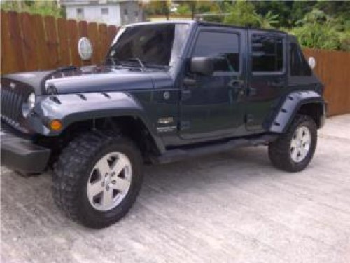 Jeep 4 x4 SAHARA 2008