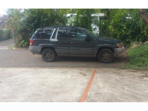 Jeep Cherokee Laredo 2002