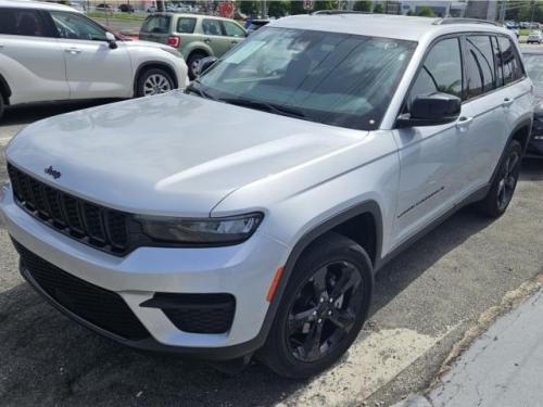 Jeep GRAND CHEROKEE 2022 IMPRESIONANTE JJR