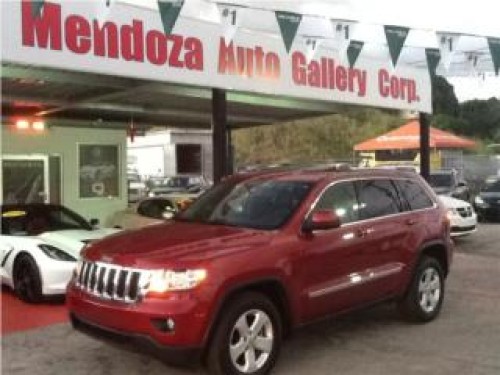 Jeep GRAND CHEROKEE LAREDO 2013 NUEVECITAMIRALA