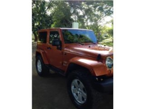 Jeep Sahara 2011,