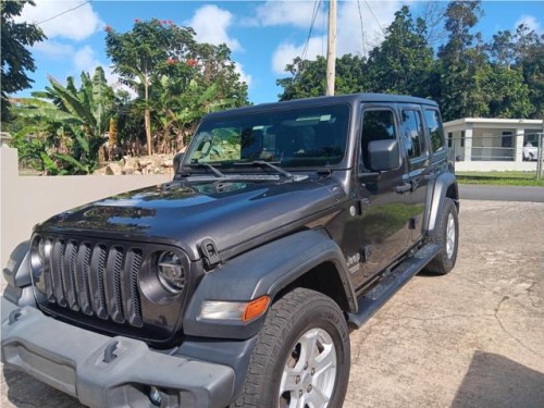 Jeep Wrangler 2020regalo cuenta debe 32mil,