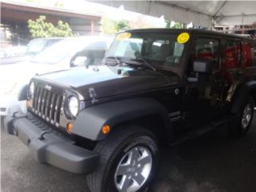 Jeep Wrangler SAHARA 2013