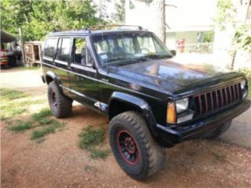 Jeep cherokee 1993 4X4 y marbete.