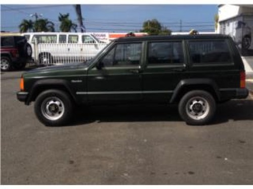 Jeep cherokee 96 poco millaje como nueva