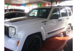 Jeep liberty 2011 como nueva