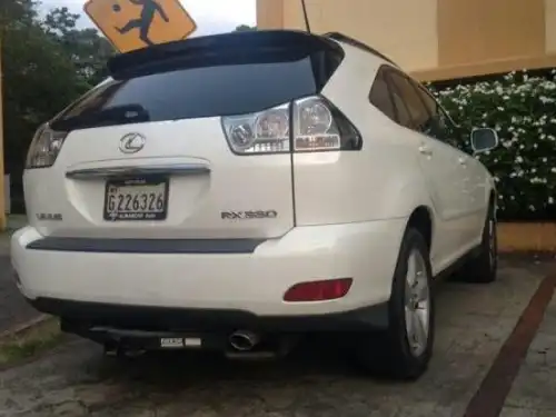 Jeepeta Lexus 2004 blanca perla 