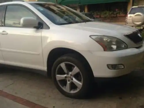 Jeepeta Lexus 2004 blanca perla 