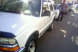 Jeepeta blazer 99 importada