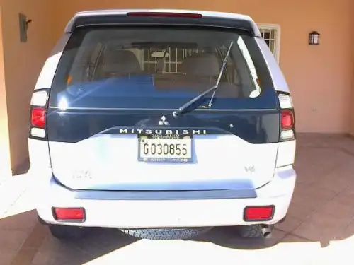 Jeepeta mitsubishi nativa 2005 gls como nueva 