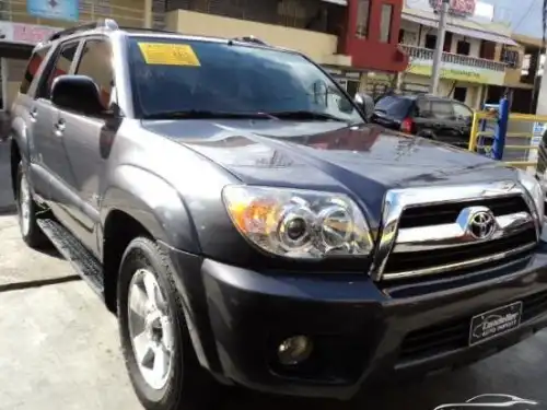 Jeepeta toyota 4runner 2008 sr5 gris oscura 